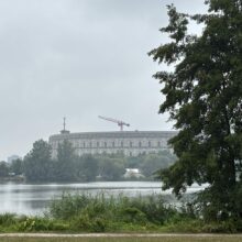 Gigantonomie und Massenpropaganda